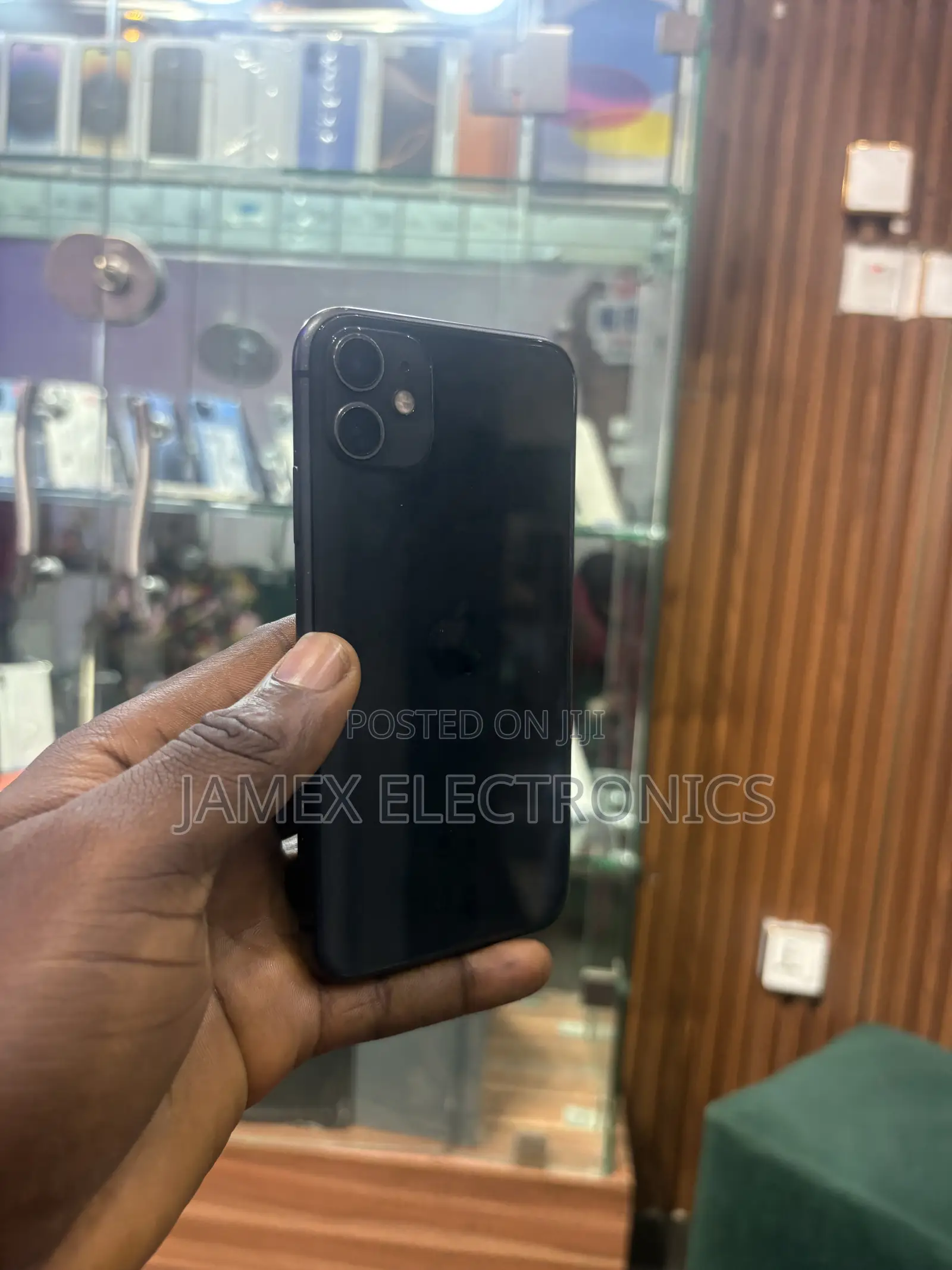 Apple iPhone 11 64 GB Black