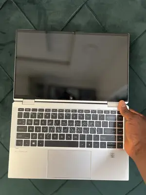 Laptop HP EliteBook 1040 G8 16GB Intel Core i5 SSD 256GB