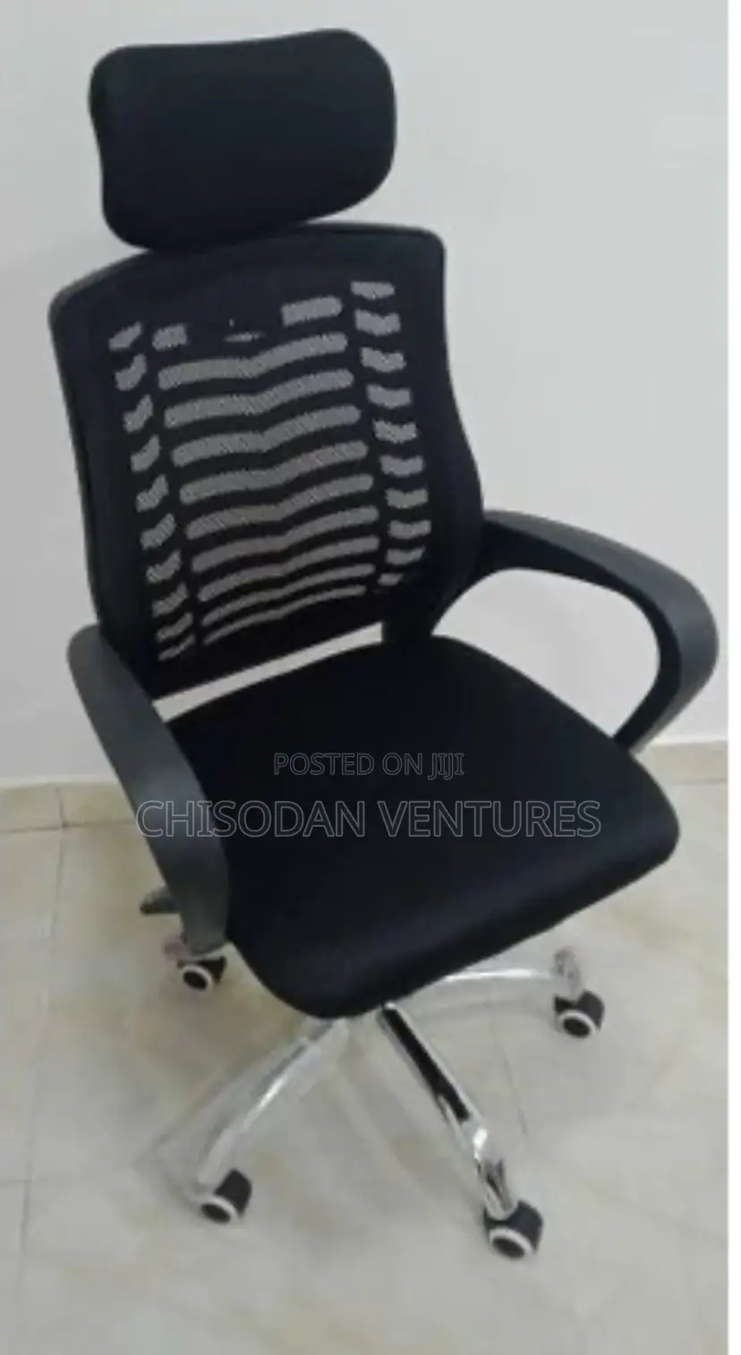 Victory Chair With Headrest