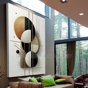 Discover Art Worth Displaying