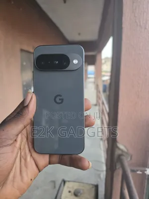 Google Pixel 10 128 GB Gray