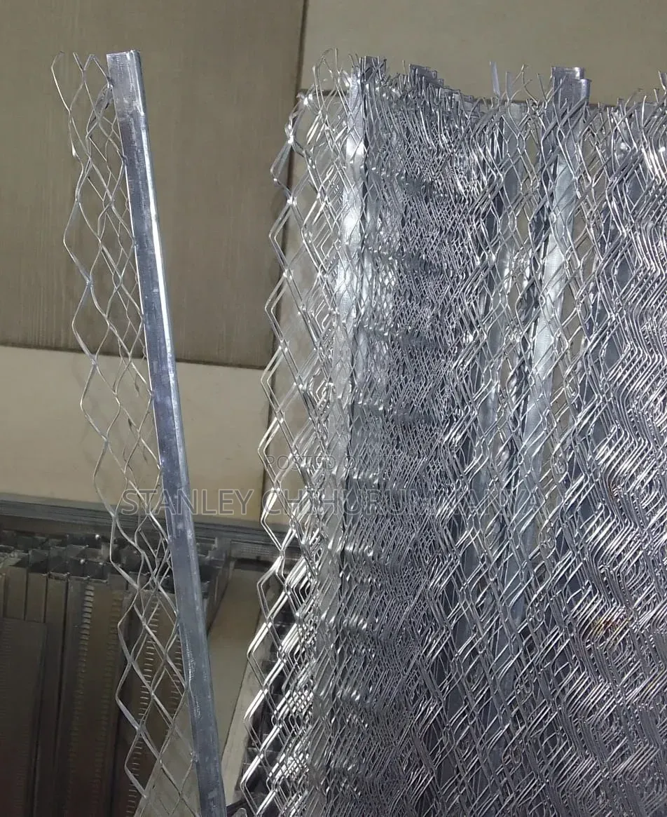 Mesh Bead or Plaster Corner Bead