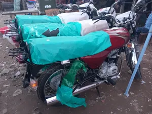 New Bajaj Boxer 2026 Red