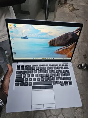 Laptop Dell Latitude 5410 16GB Intel Core i7 SSD 256GB