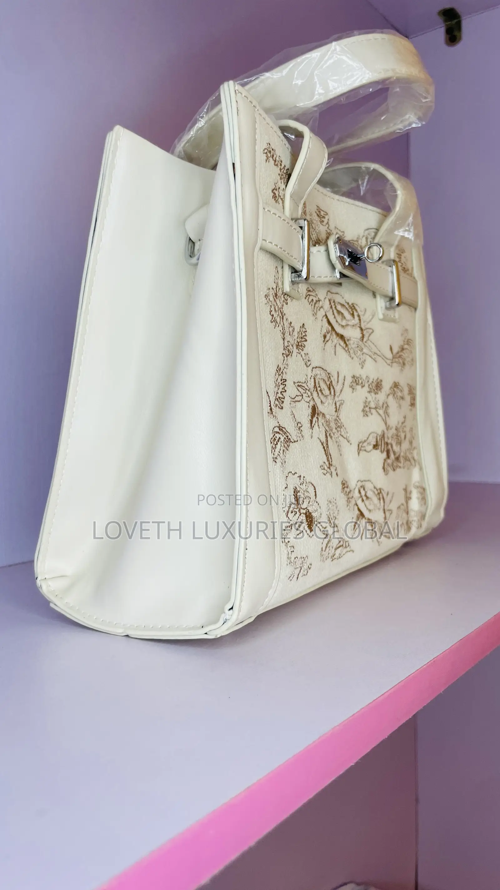 Handbag Very Good Quality