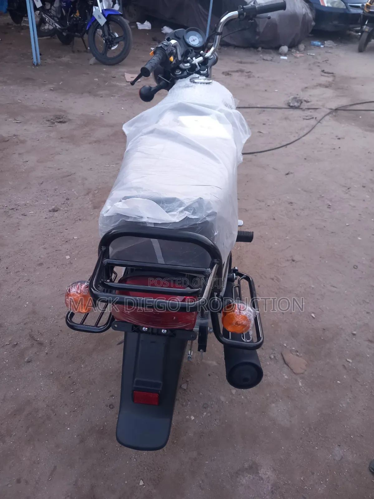 New TVS HLX 125 2026