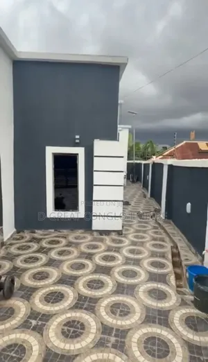 2bdrm Bungalow in Redeem, Oshimili South for sale