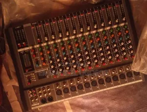 Yamaha 16channel Audio Mixer