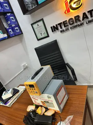 300w Solar Generator With 24Ah Lithium Battery