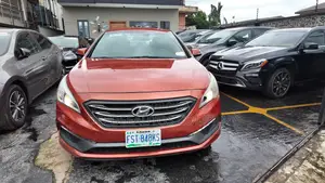 Hyundai Sonata SE 4dr Sedan (2.0L 4cyl Turbo 6A) 2014 Burgundy