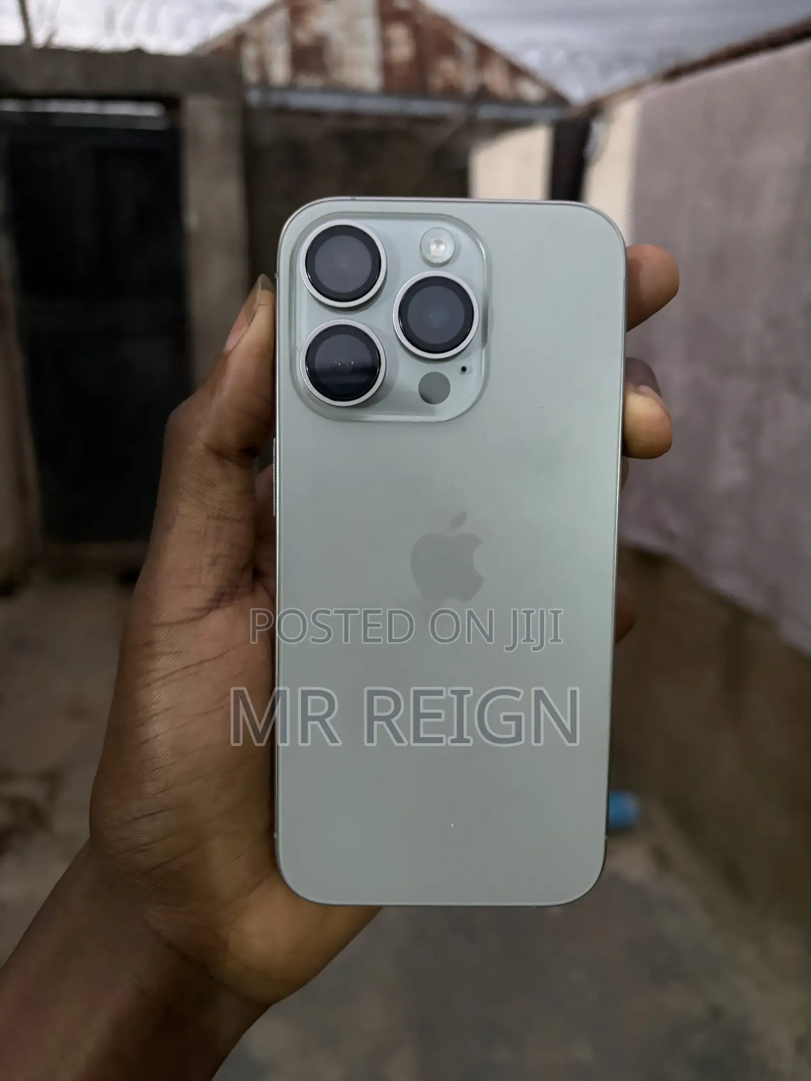 Apple iPhone 15 Pro 128 GB Bronze