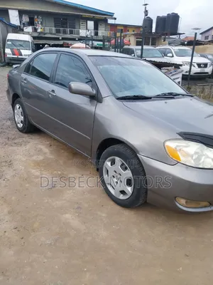 Toyota Corolla LE 2004 Gray