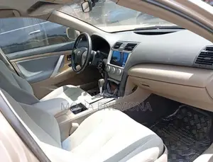 Toyota Camry 2008 Gold
