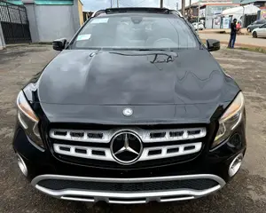 Mercedes-Benz GLA 250 2017 Black