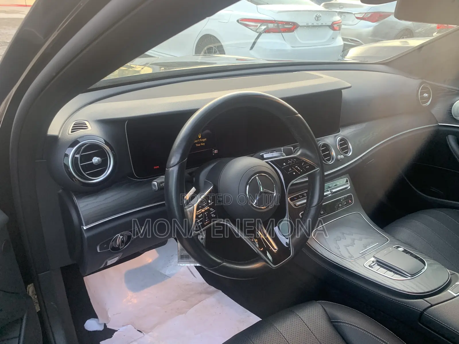 Mercedes-Benz E350 2022 Black