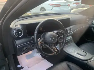 Mercedes-Benz E350 2022 Black