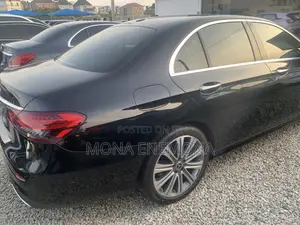 Mercedes-Benz E350 2022 Black
