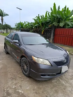 Toyota Camry SE V6 4dr Sedan (3.5L 6cyl 6AM) 2008 Gray