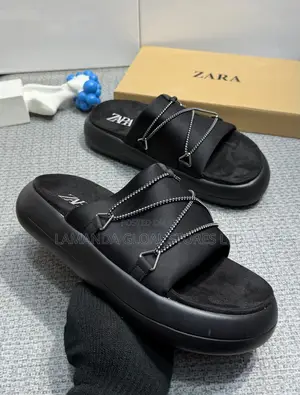 Zara Bungee-Cord Cushioned Slide Sandals in Black