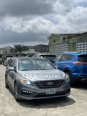 Hyundai Sonata Sport Sedan FWD (2.4L 4cyl 6A) 2016 Silver