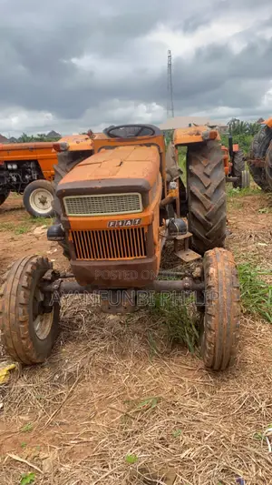 Fiat R450 Tractor