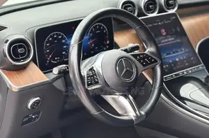 Mercedes-Benz GLC-Class GLC 300 2024 White