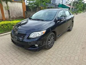 Toyota Corolla 2010 Black