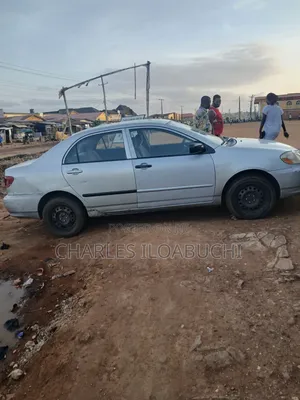 Toyota Corolla 2004 Silver