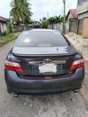 Toyota Camry SE V6 4dr Sedan (3.5L 6cyl 6AM) 2008 Gray