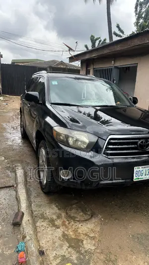 Toyota Highlander Limited 2010 Black