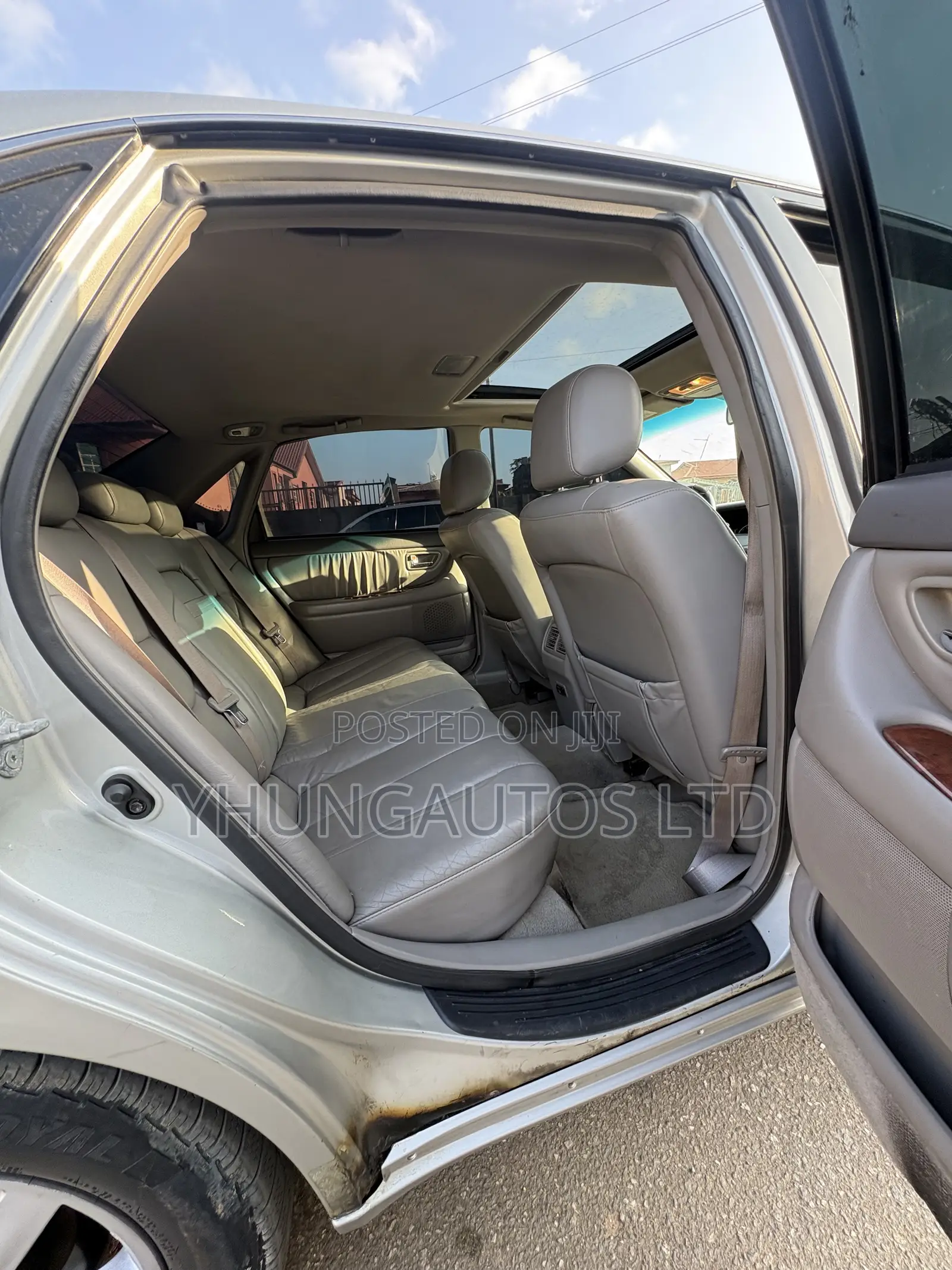Toyota Avalon XL 2004 Silver