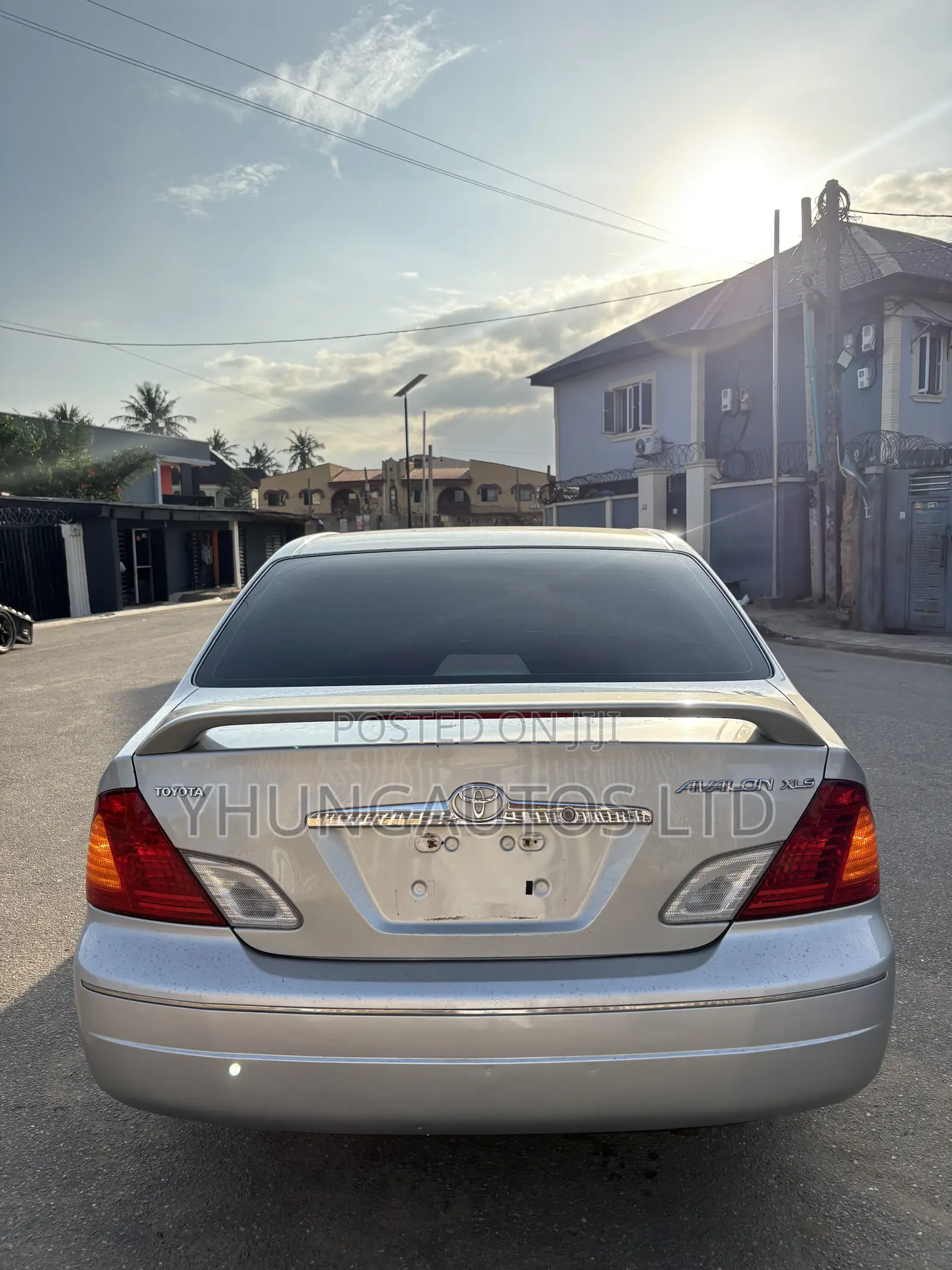 Toyota Avalon XL 2004 Silver
