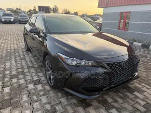 Toyota Avalon 2024 Black