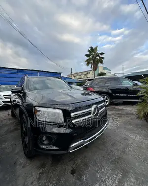Mercedes-Benz GLB-Class GLB 250 4MATIC 2023 Black