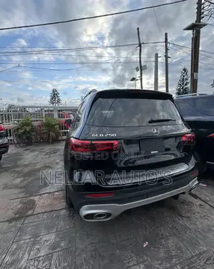 Mercedes-Benz GLB-Class GLB 250 4MATIC 2023 Black