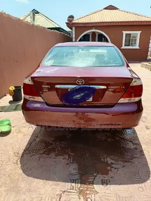 Toyota Camry LE 4dr Sedan (2.4L 4cyl 5A) 2005 Red