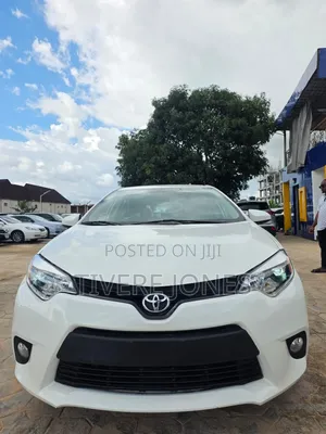 Toyota Corolla 2014 White
