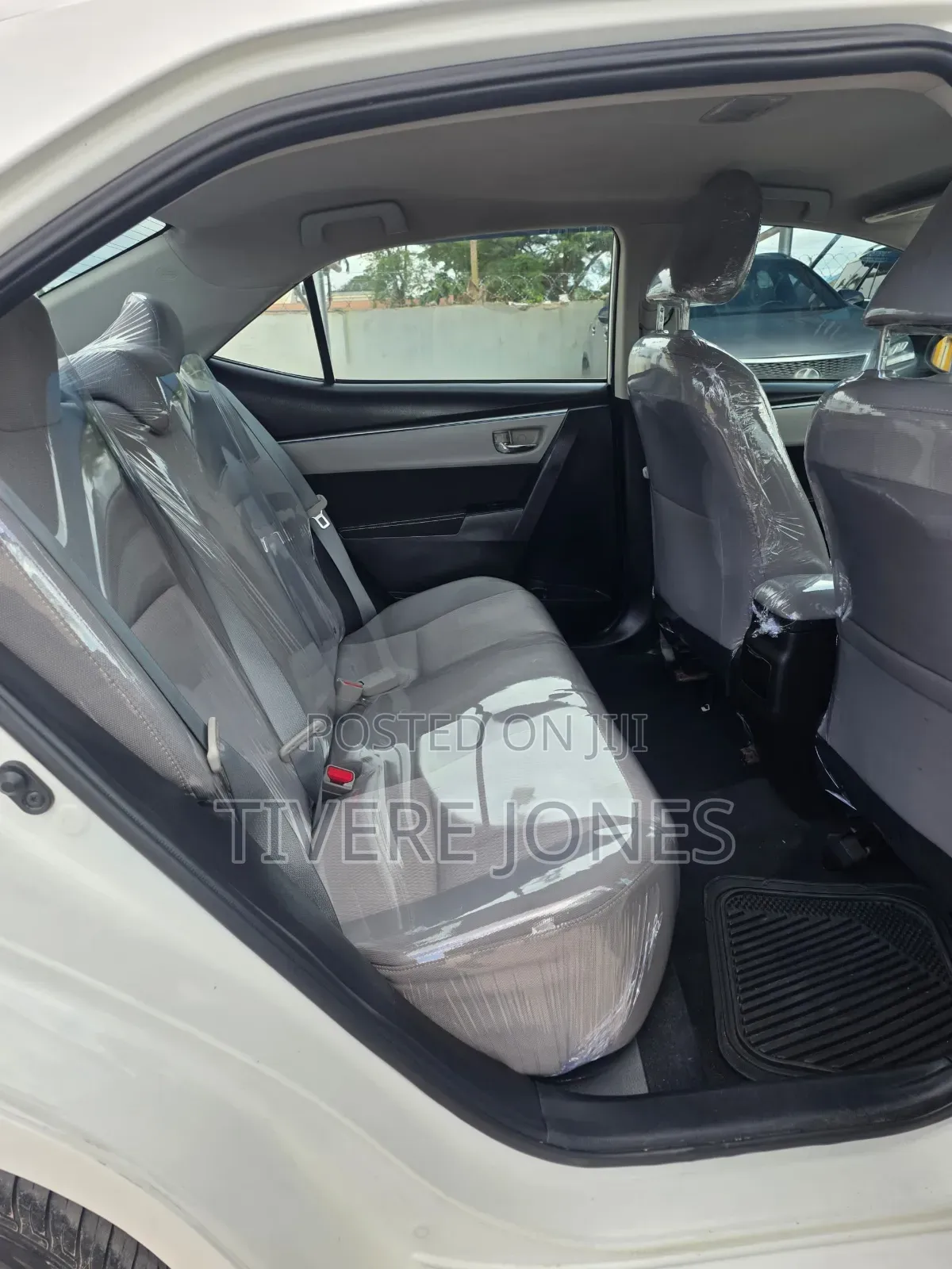 Toyota Corolla 2014 White