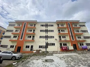 3bdrm Apartment in Utako for sale