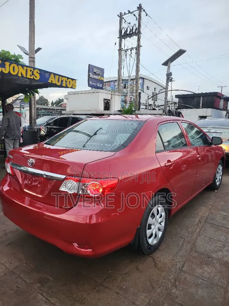 Toyota Corolla 2012 Red