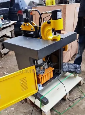 Hydraulic Busbar Processing Machine