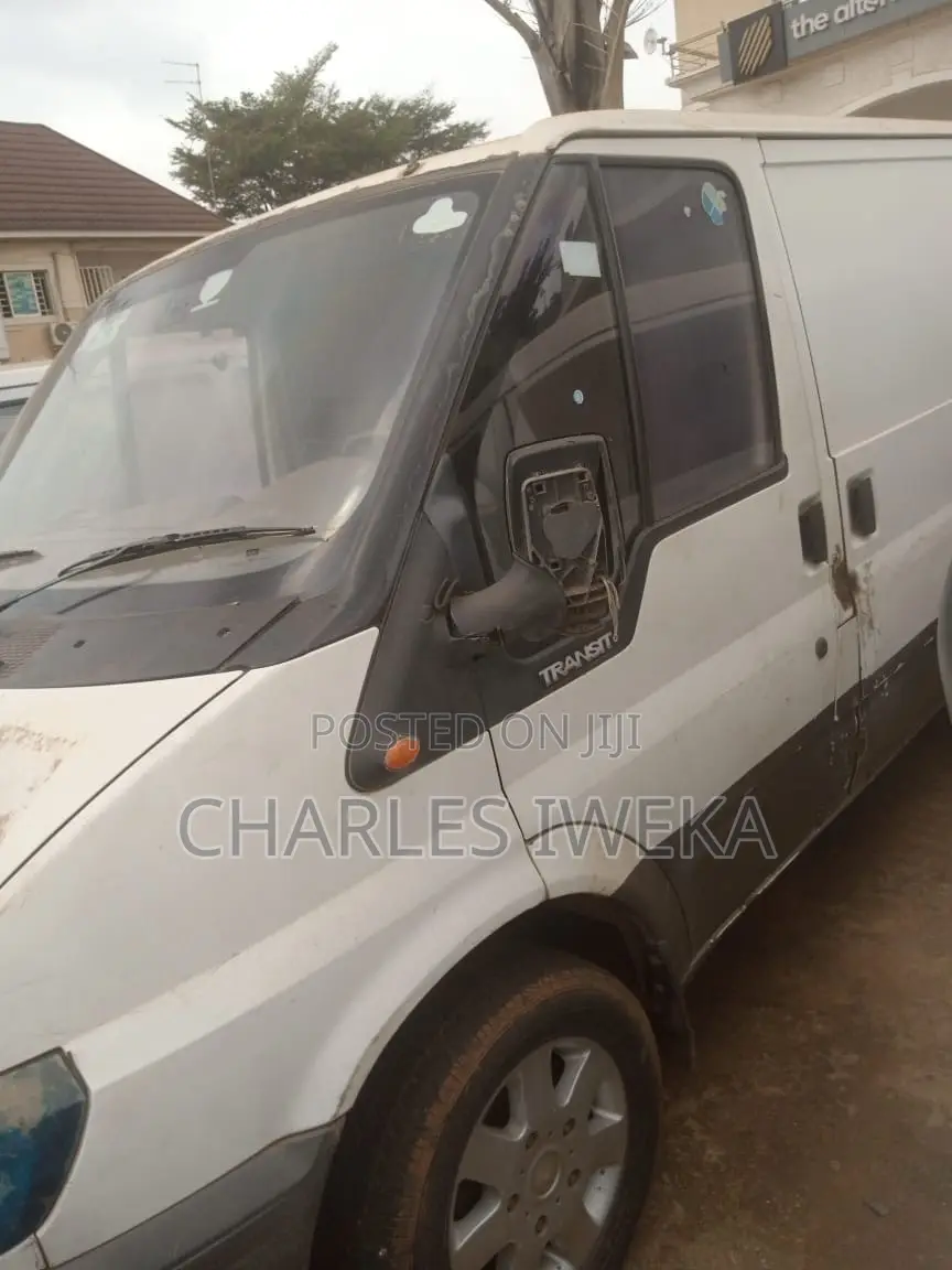 Ford Transit 2006 White