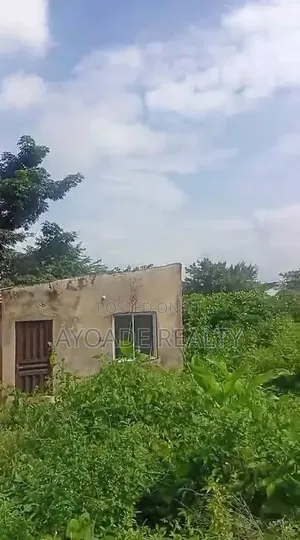 Studio Apartment in Success, Ibadan for sale