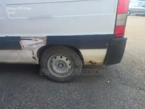 Peugeot Boxer 1999 White