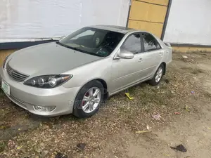 Toyota Camry 2006 Silver