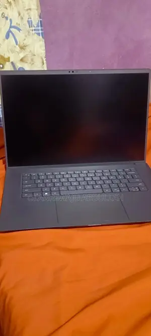 Laptop Dell Precision 5680 64GB Intel Core i9 SSD 1T