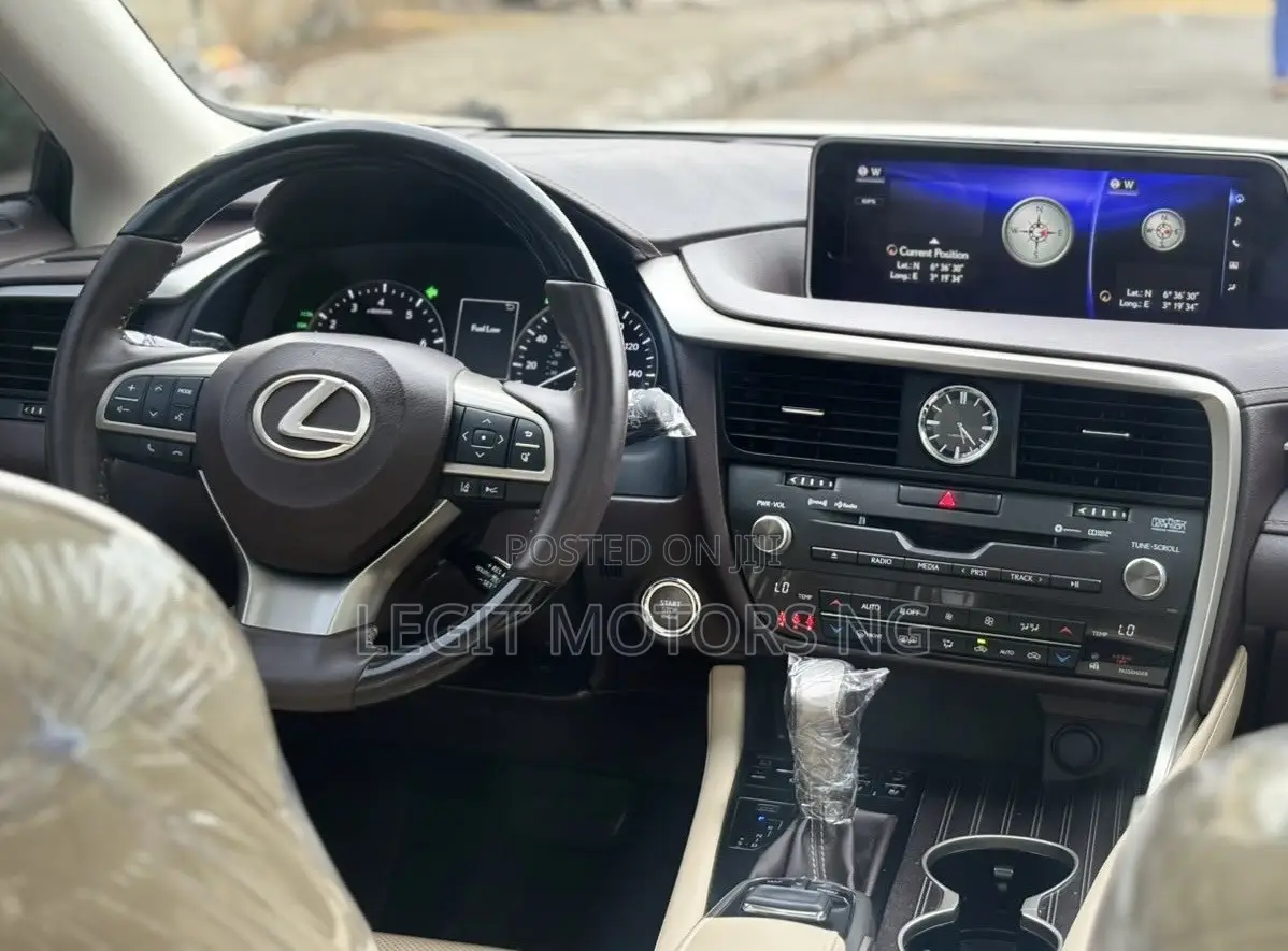 Lexus RX 350 AWD 2017 White