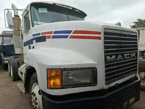 Manual Injector CH Mack Ten Tyres Head Truck Superb Engine Big