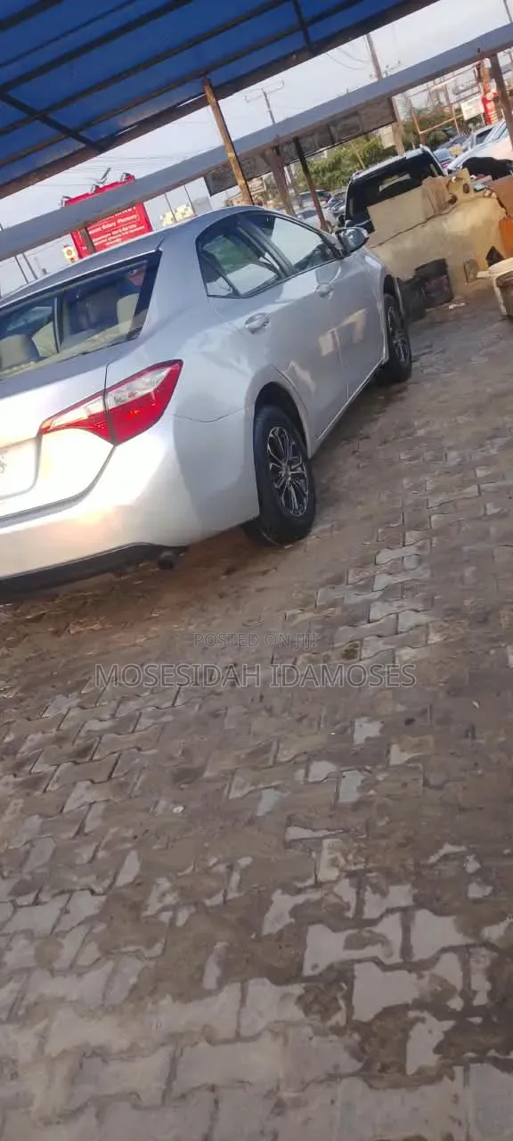 Toyota Corolla 2014 Silver