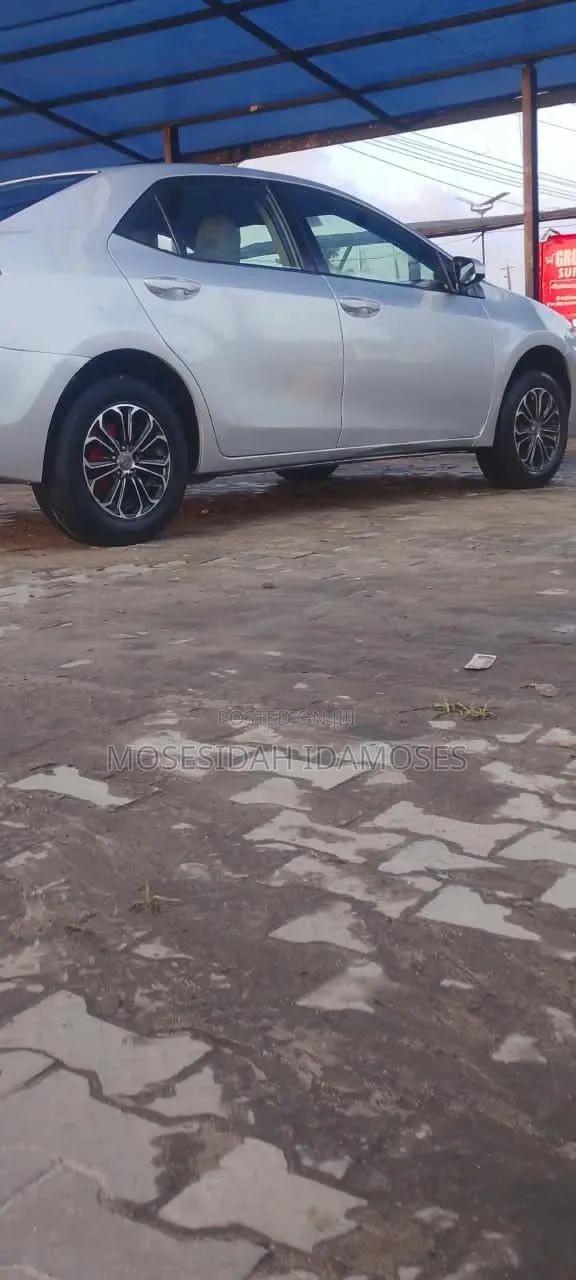 Toyota Corolla 2014 Silver